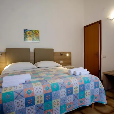 Residence Appartamenti Caffarena Àrbatax Esterno foto