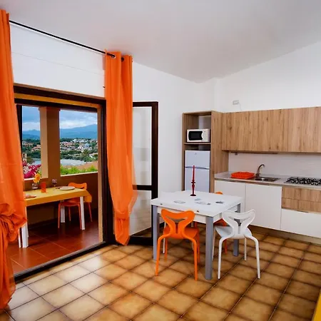 Residence Appartamenti Caffarena Àrbatax Esterno foto