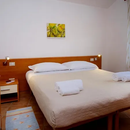 Residence Appartamenti Caffarena Àrbatax Esterno foto