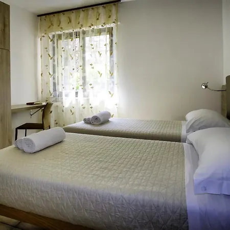 Residence Appartamenti Caffarena Àrbatax Esterno foto