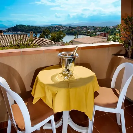 Residence Appartamenti Caffarena Àrbatax Esterno foto