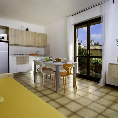 Residence Appartamenti Caffarena Àrbatax Esterno foto