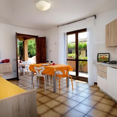 Residence Appartamenti Caffarena Àrbatax Esterno foto
