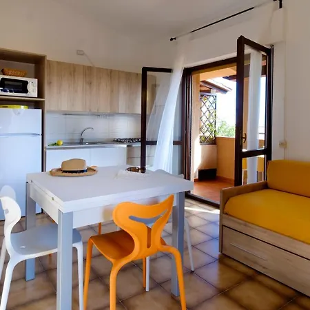 Residence Appartamenti Caffarena Àrbatax Esterno foto